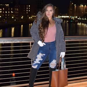 Meet your Posher, Abby